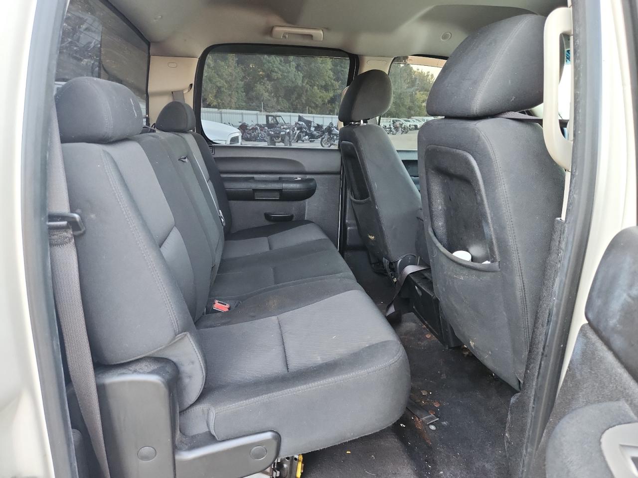 CHEVROLET SILVERADO C1500 LT