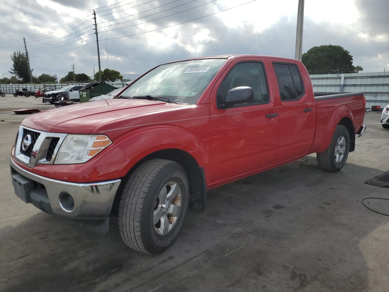 NISSAN FRONTIER CREW CAB SE