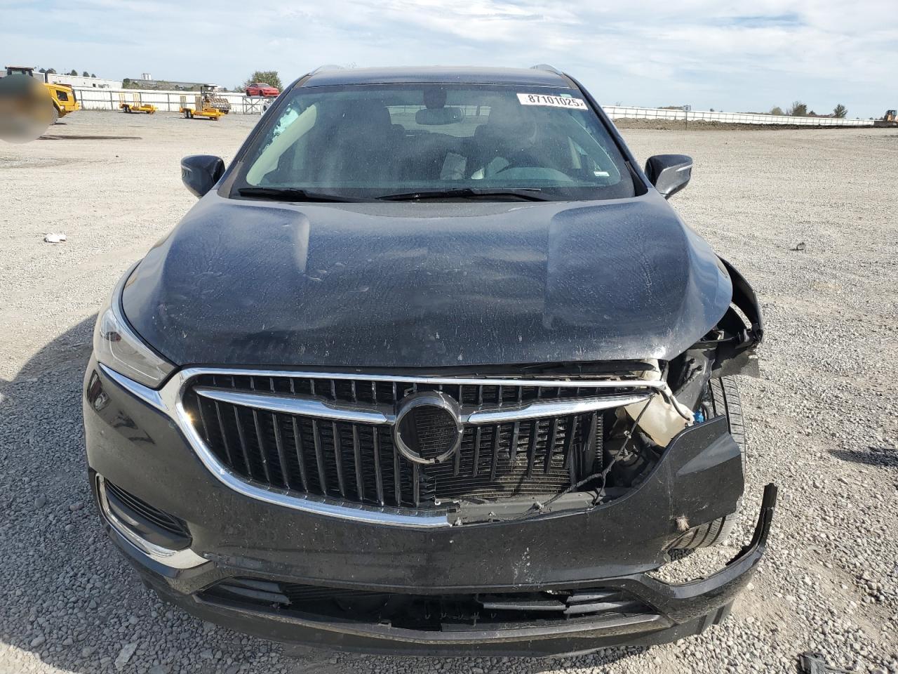 BUICK ENCLAVE ESSENCE