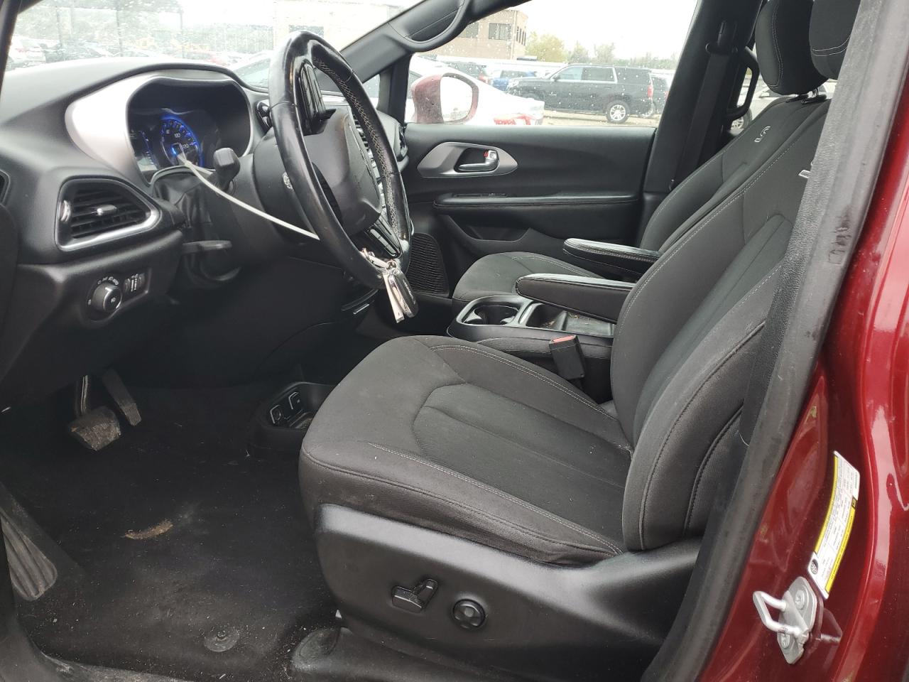 CHRYSLER PACIFICA TOURING PLUS