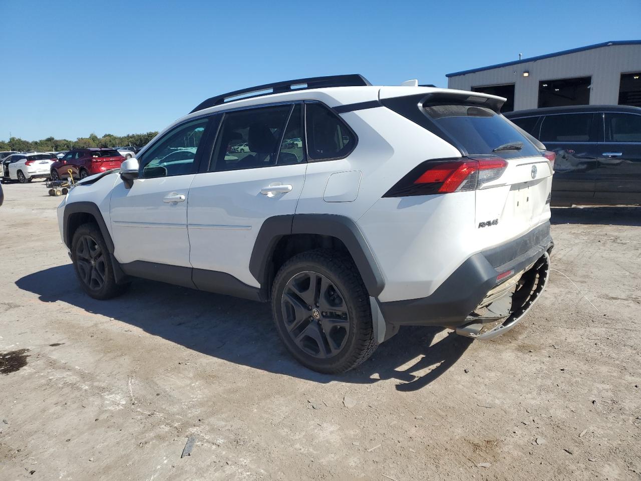 TOYOTA RAV4 ADVENTURE