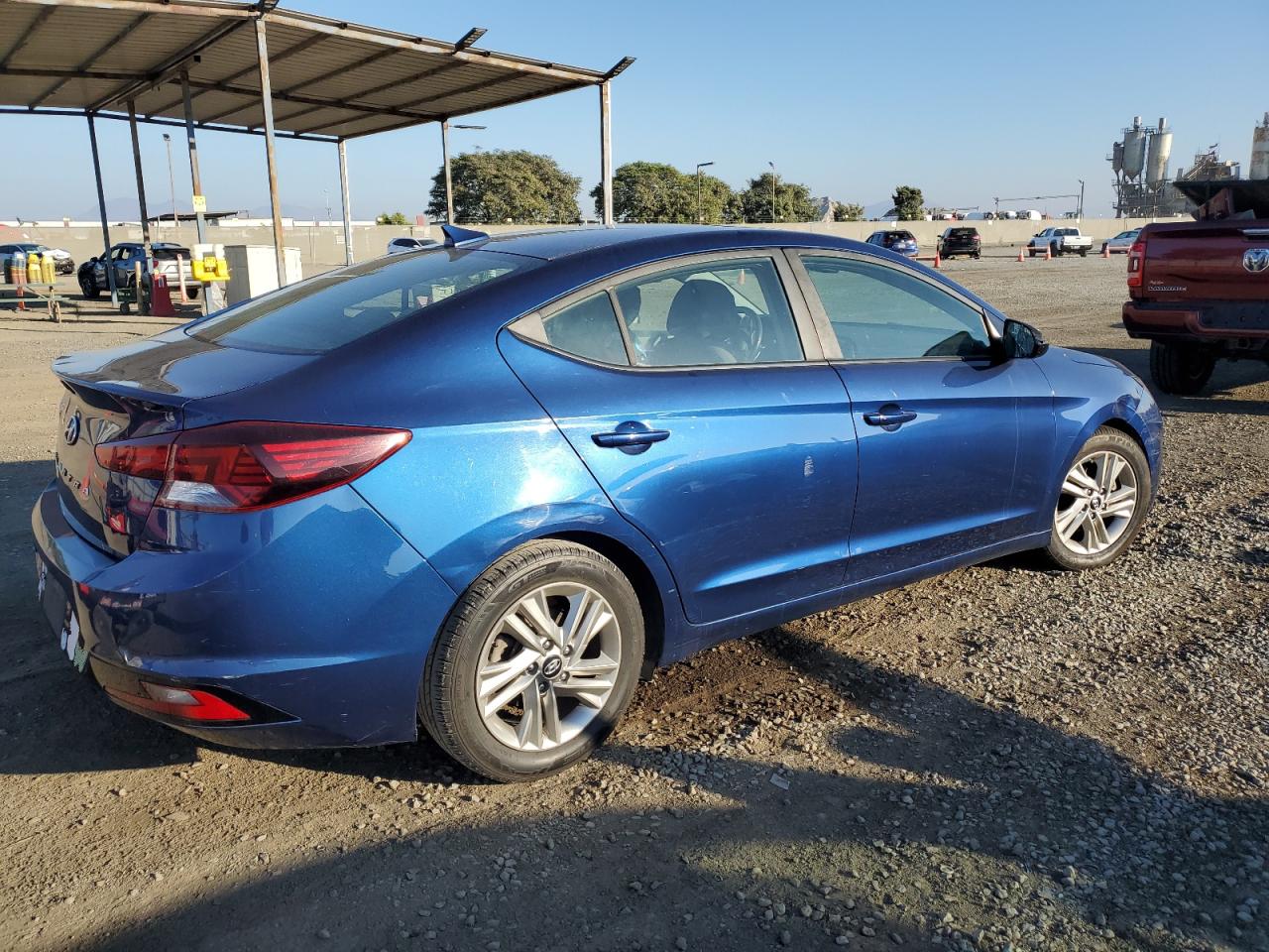 HYUNDAI ELANTRA SEL