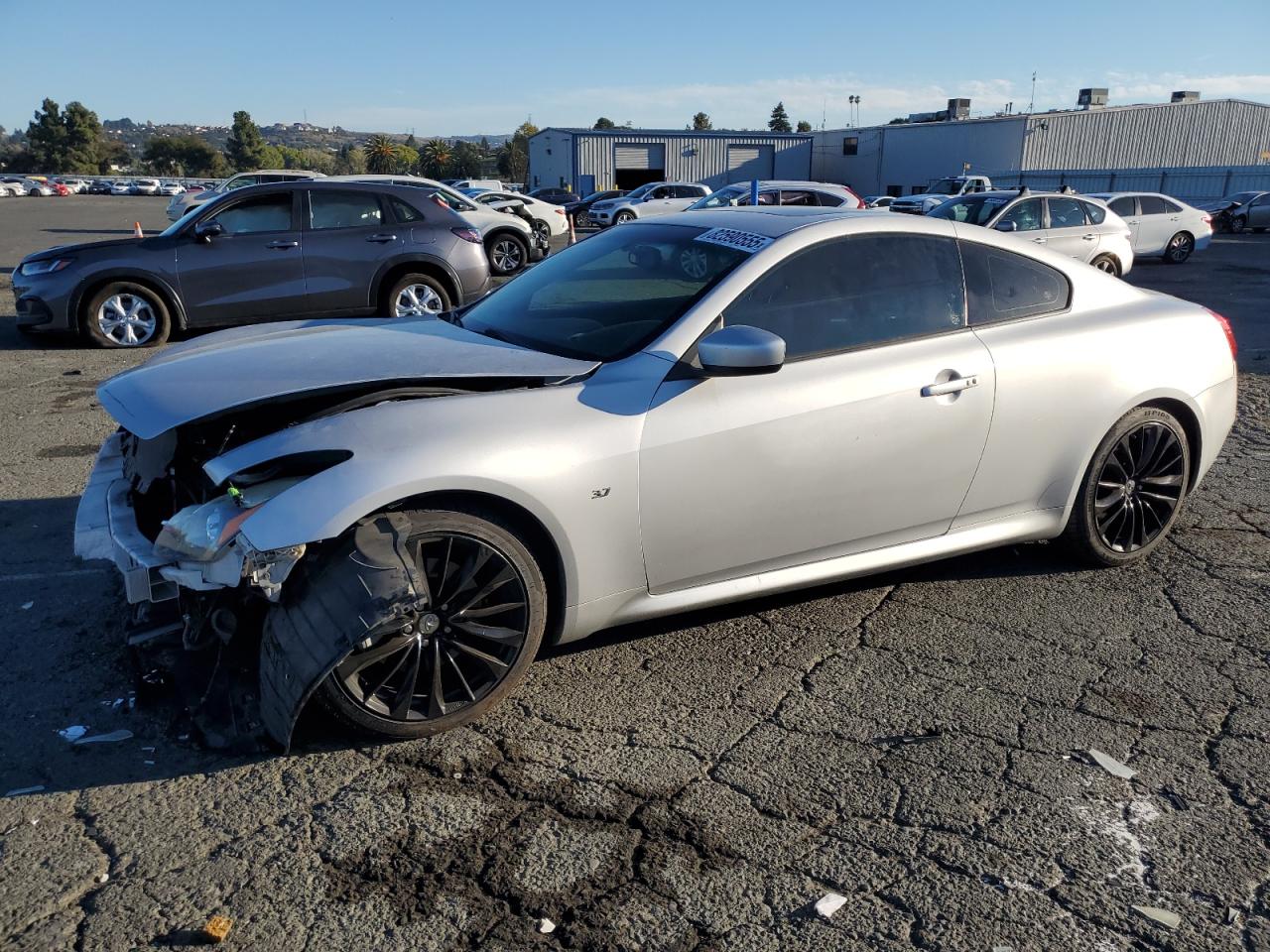 INFINITI Q60 JOURNEY