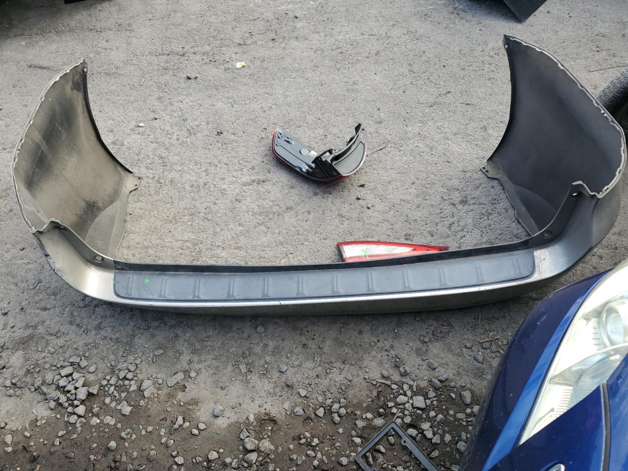 Lot #3284087606 2015 TOYOTA SIENNA LE