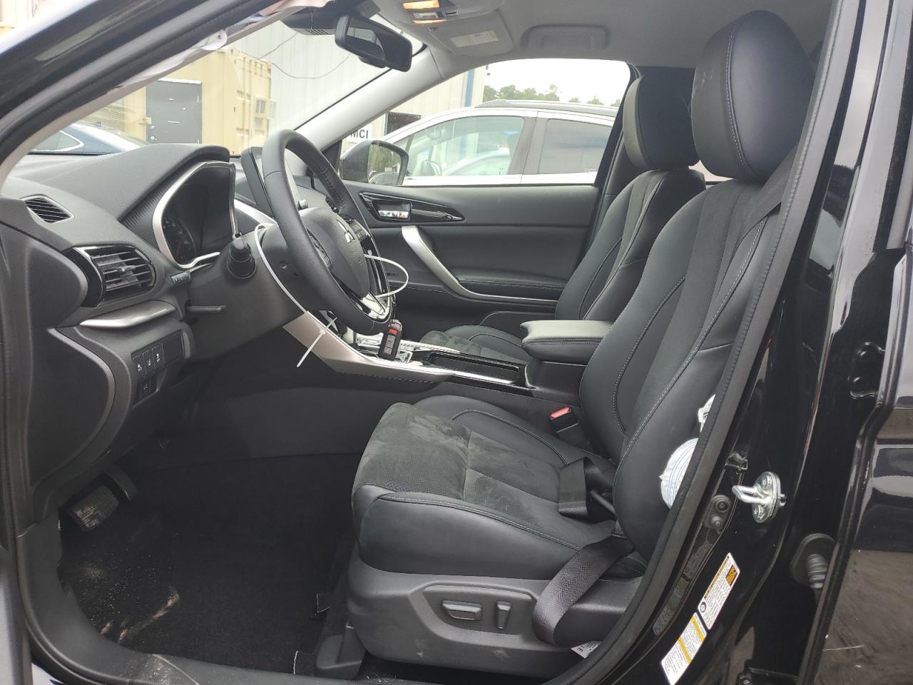 MITSUBISHI ECLIPSE SE