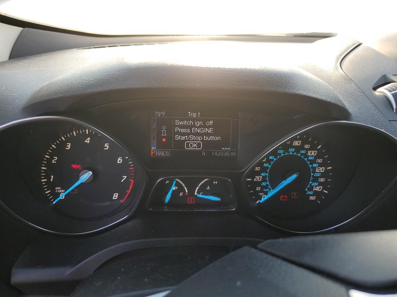 FORD ESCAPE TITANIUM