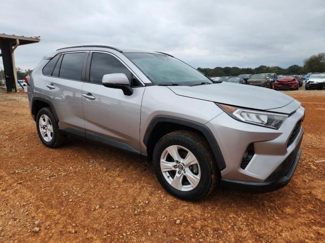 2020 TOYOTA RAV4 XLE #3274685821