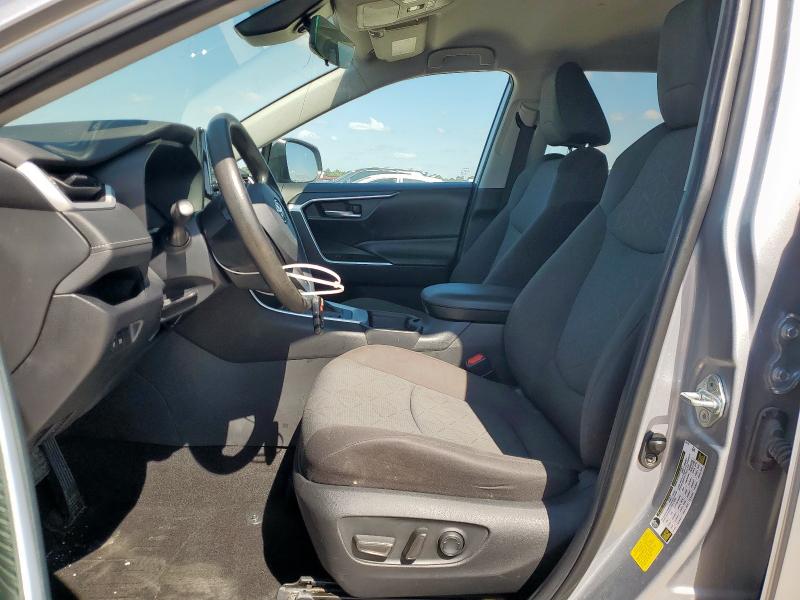 2021 TOYOTA RAV4 XLE 2T3W1RFVXMC162848