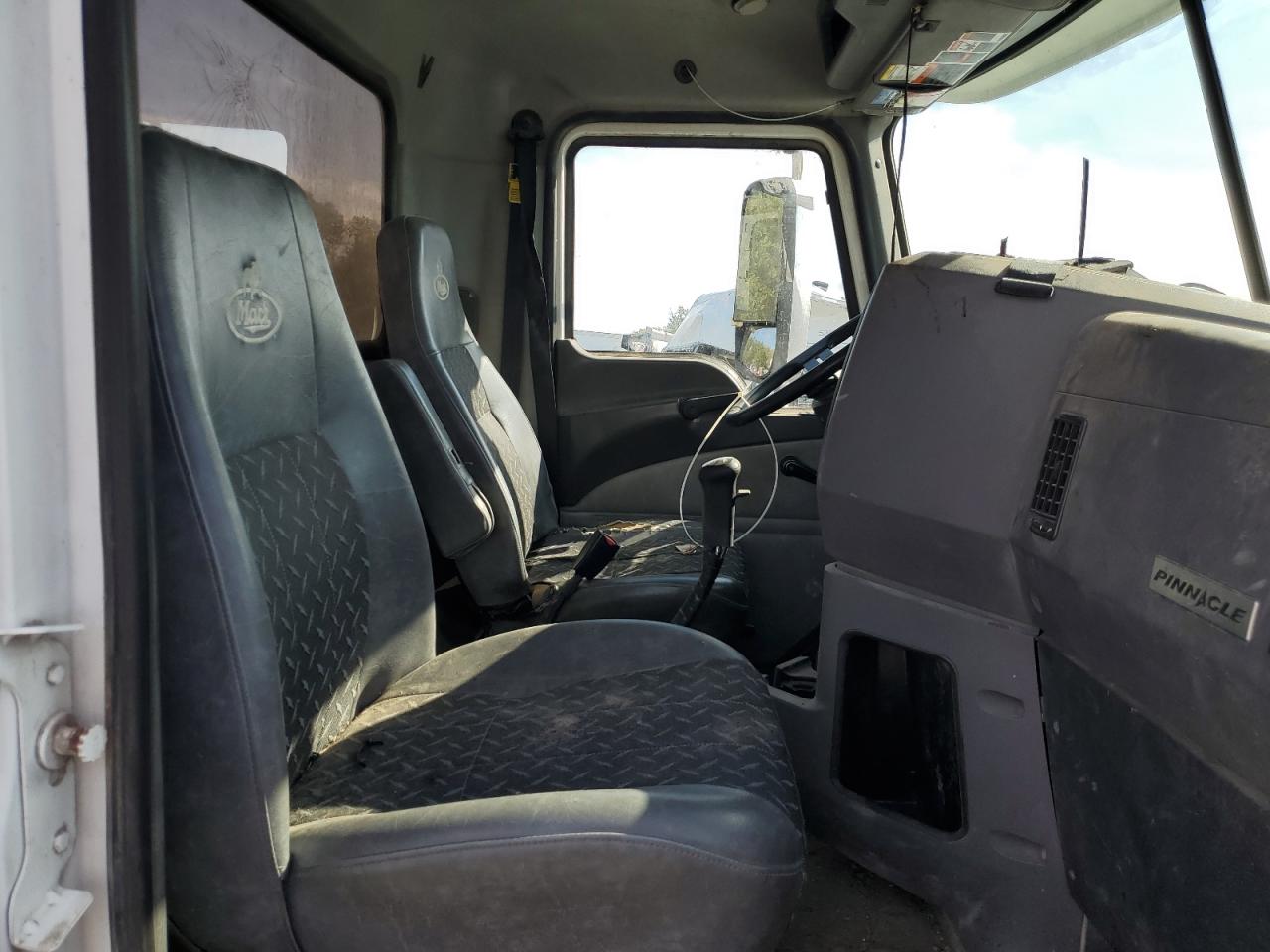 Lot #3286761310 2012 MACK 600 CHU600