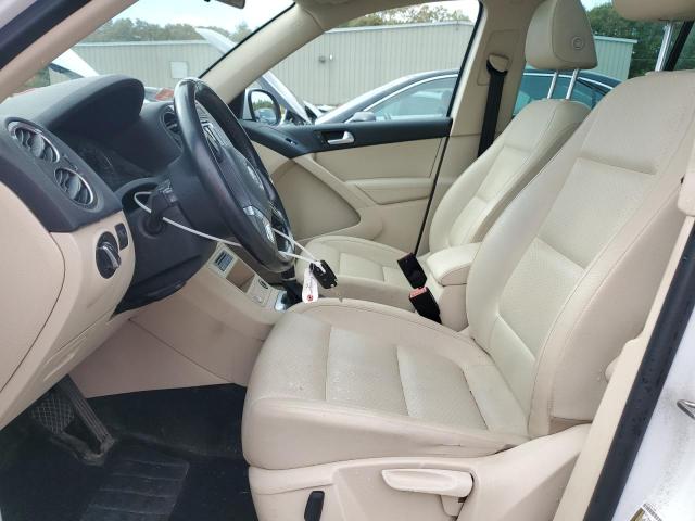 2015 VOLKSWAGEN TIGUAN S WVGBV7AX4FW593359