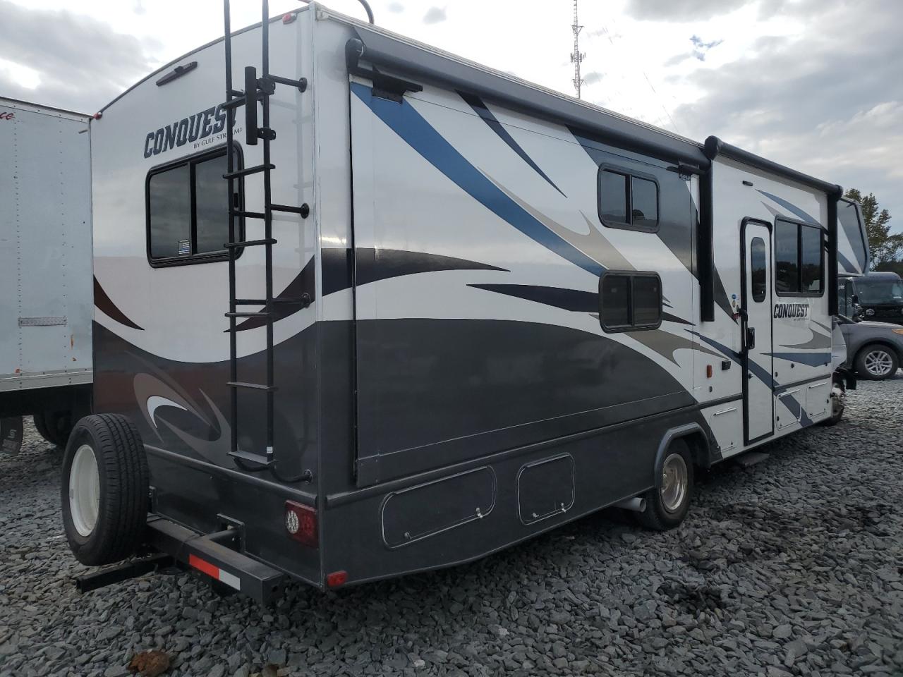 FORD ECONOLINE E450 SUPER DUTY CUTAWAY VAN