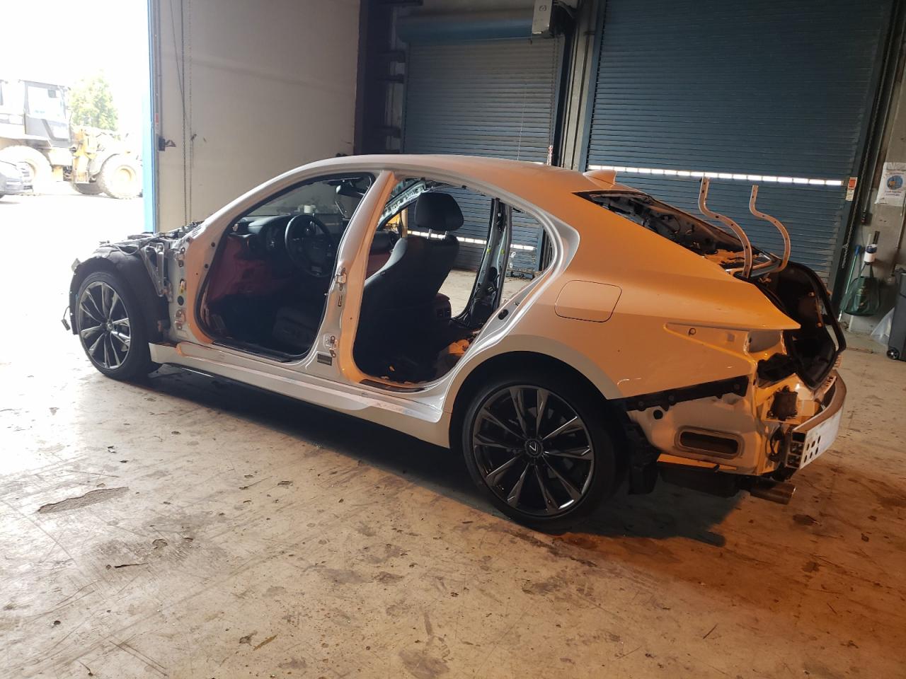 LEXUS IS 350 F SPORT DESIGN