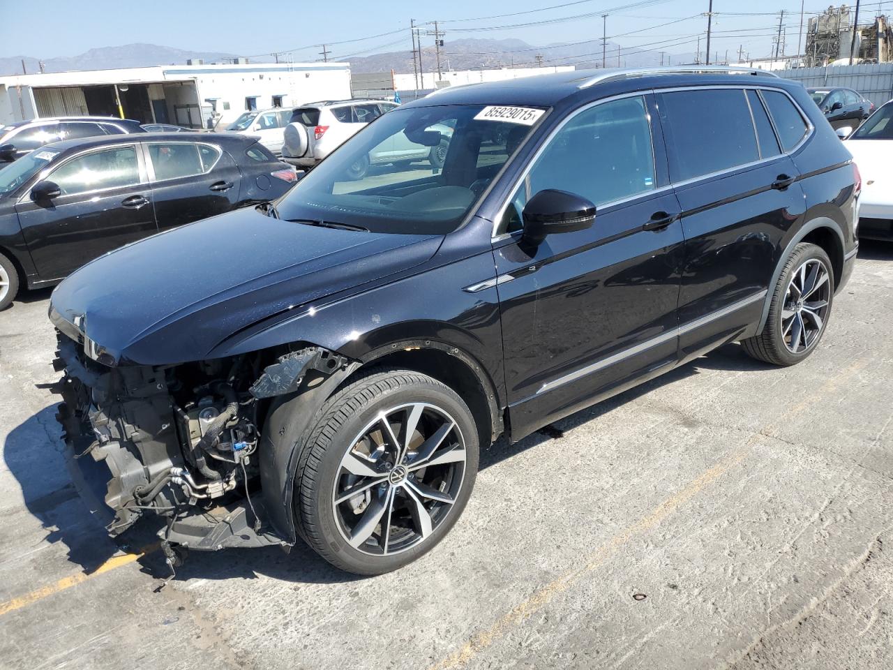 VOLKSWAGEN TIGUAN SEL R-LINE