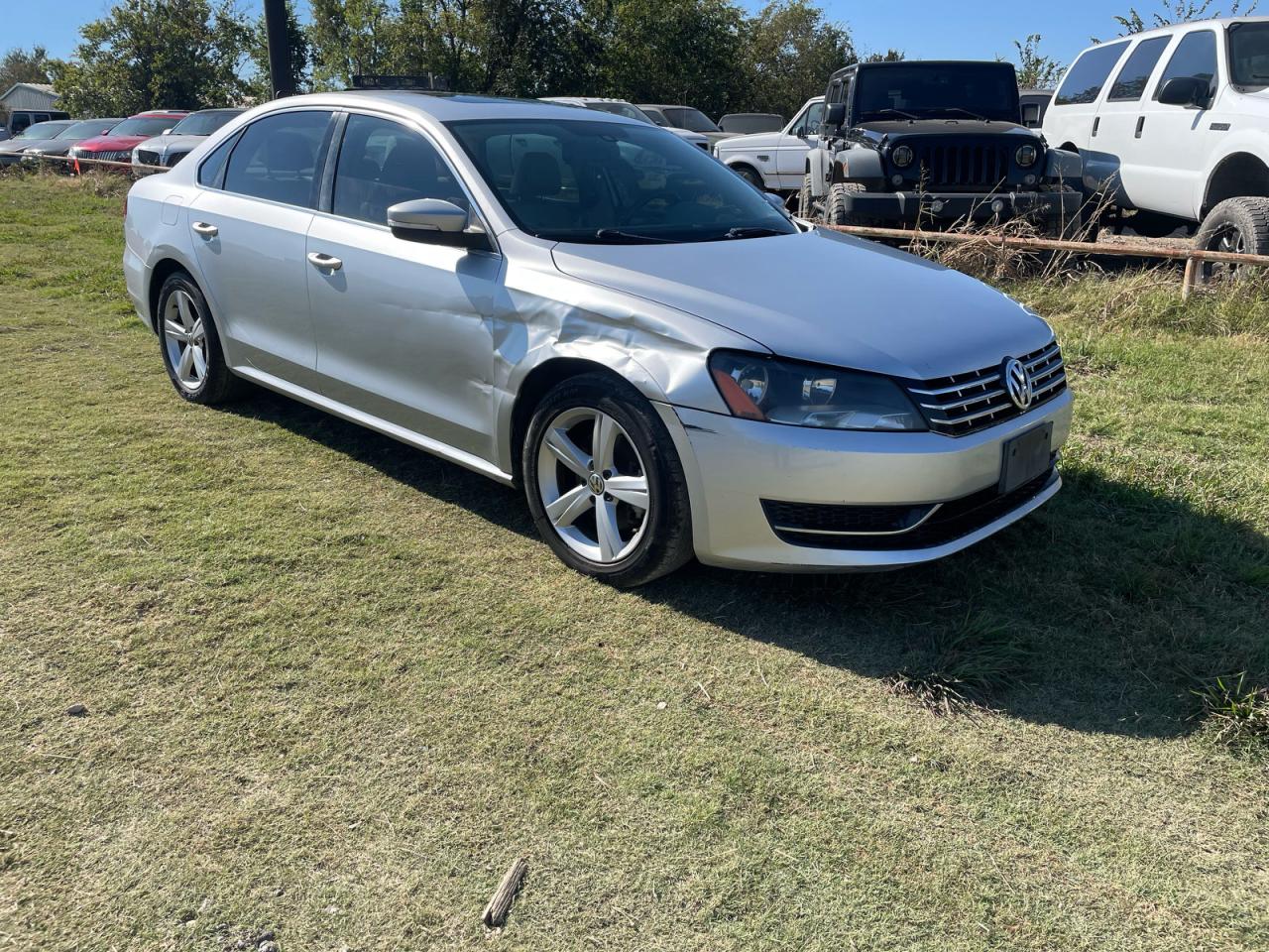 VOLKSWAGEN PASSAT SE