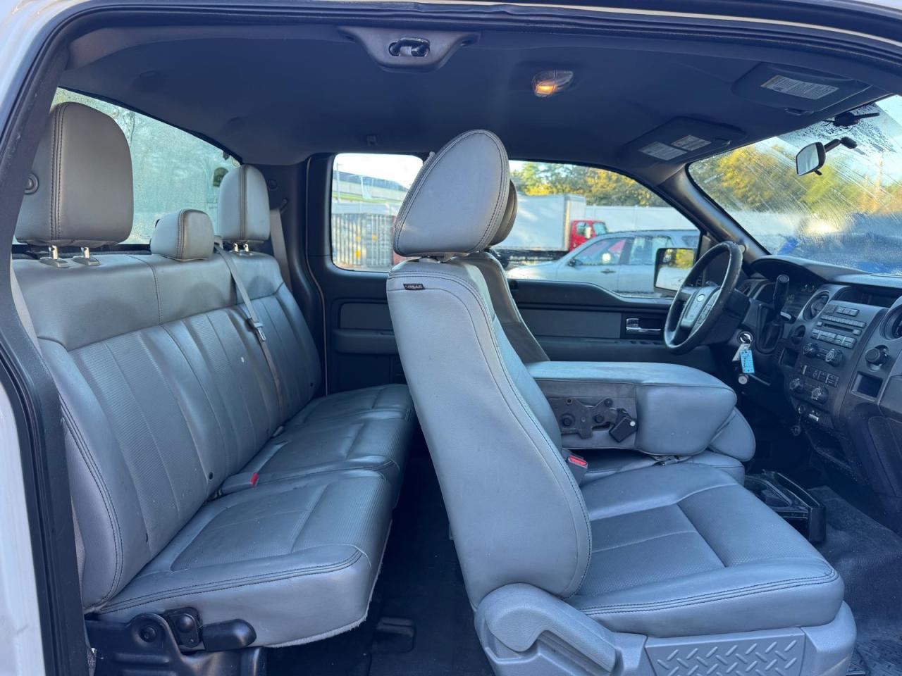 FORD F-150 SUPER CAB