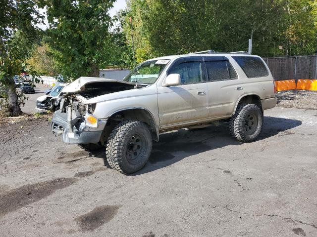 TOYOTA 4RUNNER SR