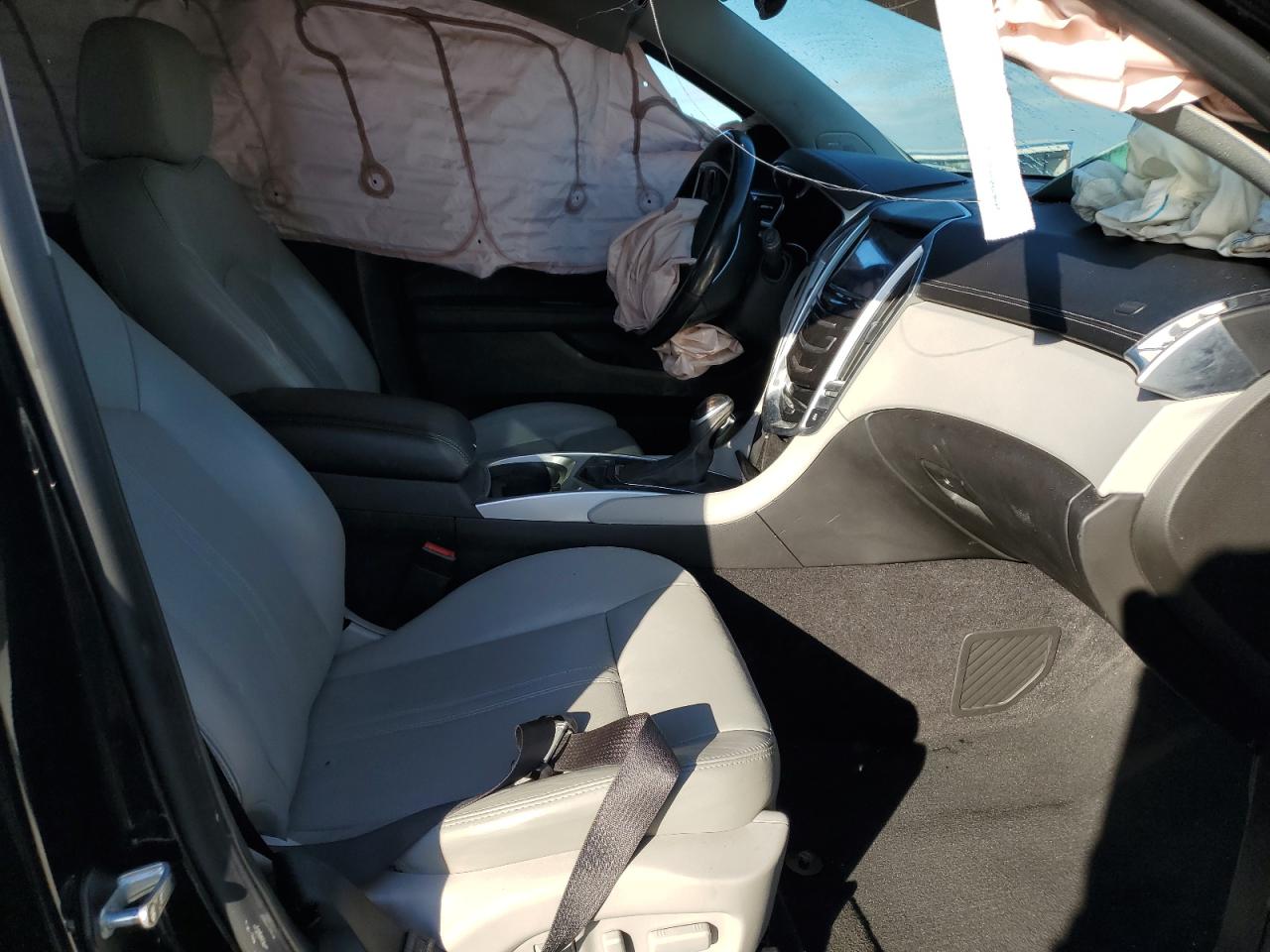 CADILLAC SRX LUXURY COLLECTION