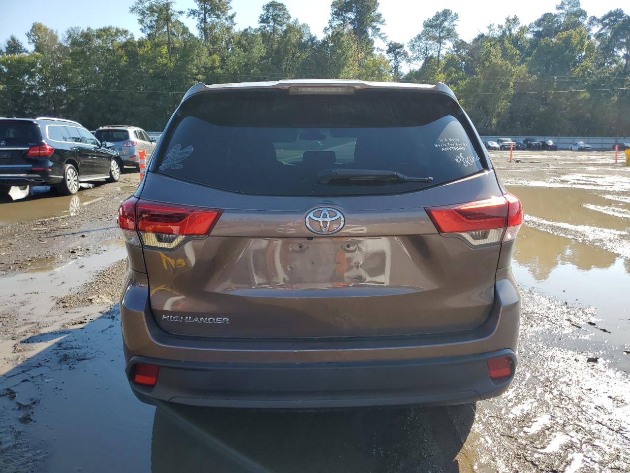 TOYOTA HIGHLANDER LE