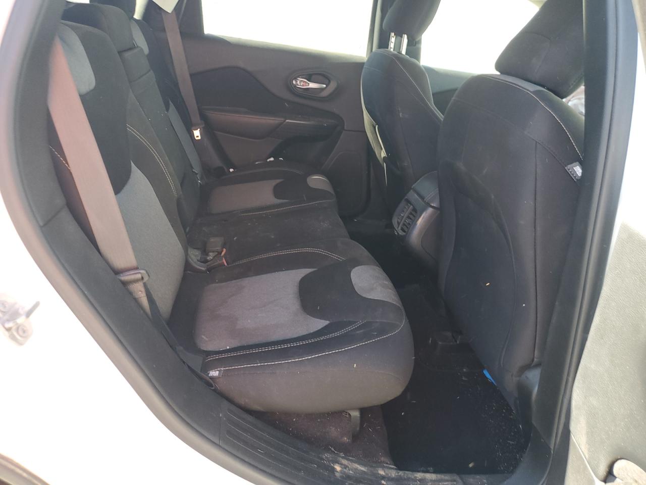 JEEP GRAND CHEROKEE SPORT