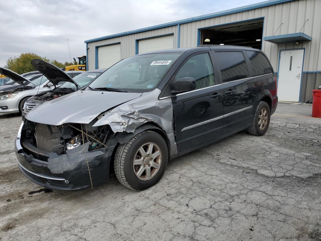 CHRYSLER TOWN & COUNTRY TOURING