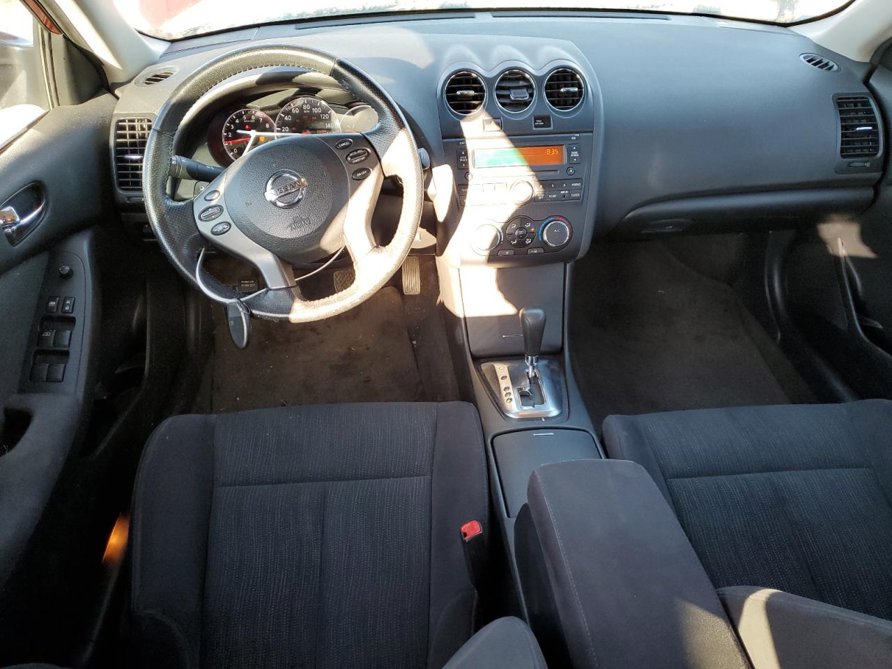 NISSAN ALTIMA BASE