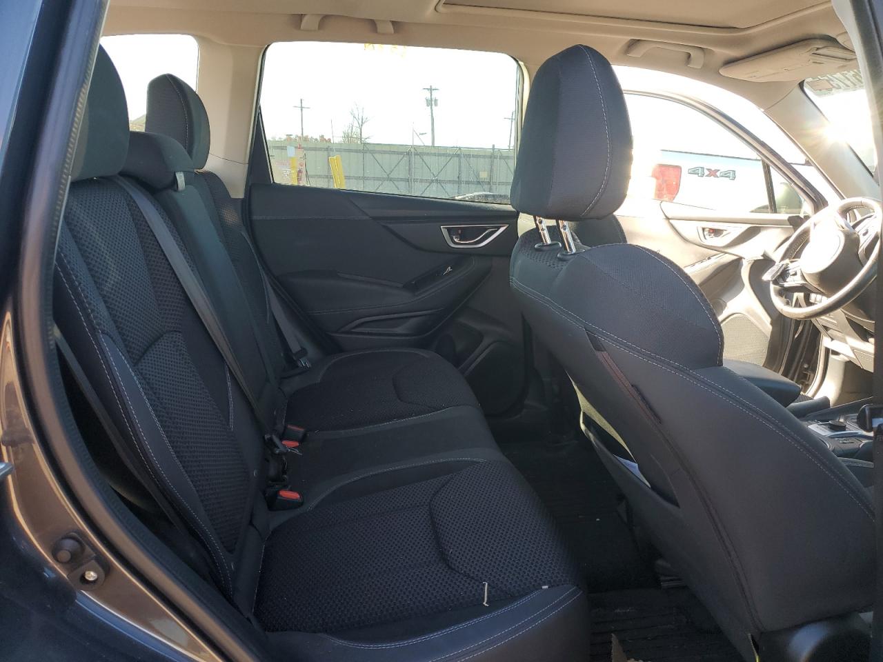 SUBARU FORESTER PREMIUM