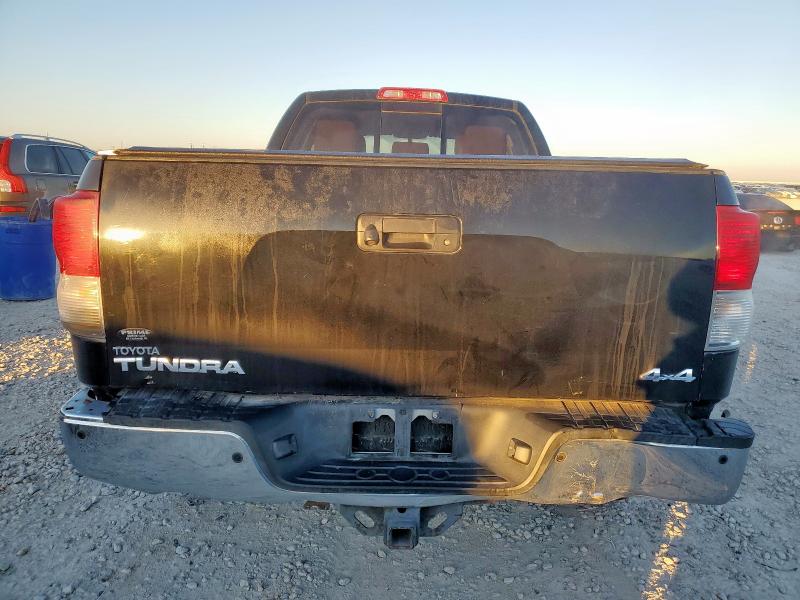 2011 TOYOTA TUNDRA DOU - 5TFBY5F19BX202635