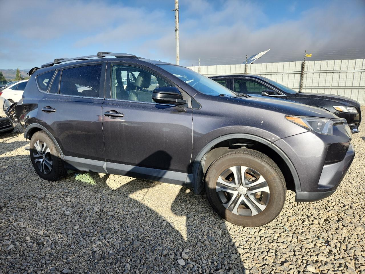 TOYOTA RAV4 LE