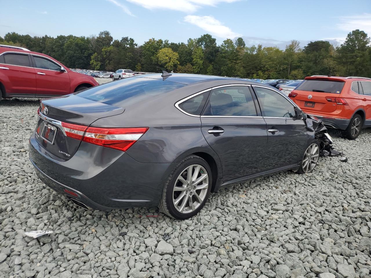 TOYOTA AVALON XLE