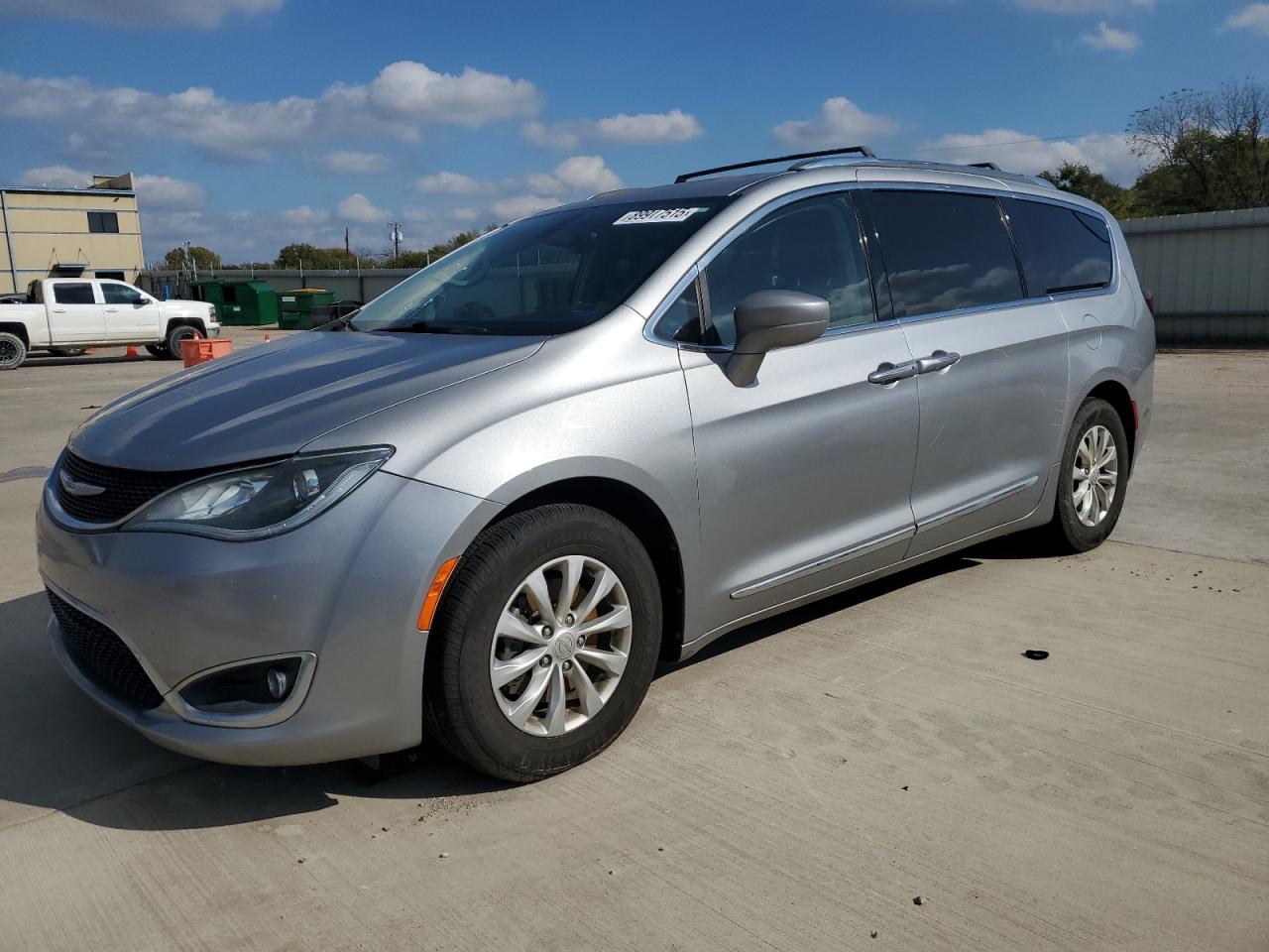 CHRYSLER PACIFICA TOURING L