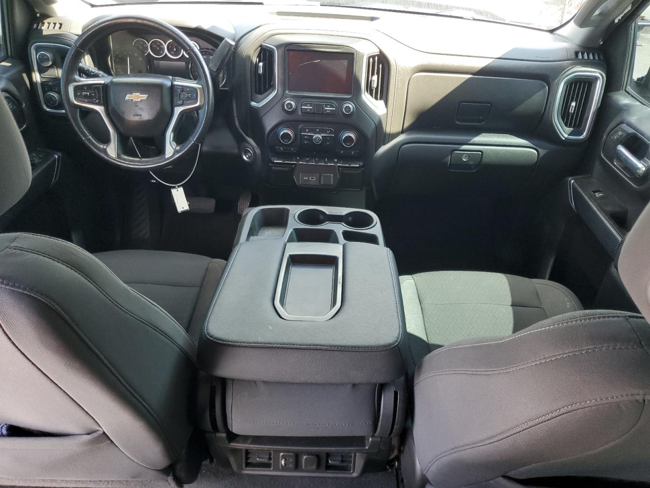 CHEVROLET SILVERADO C1500 LT