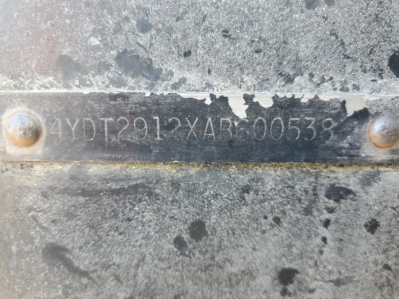 2010 KEYSTONE LAREDO #3284094656