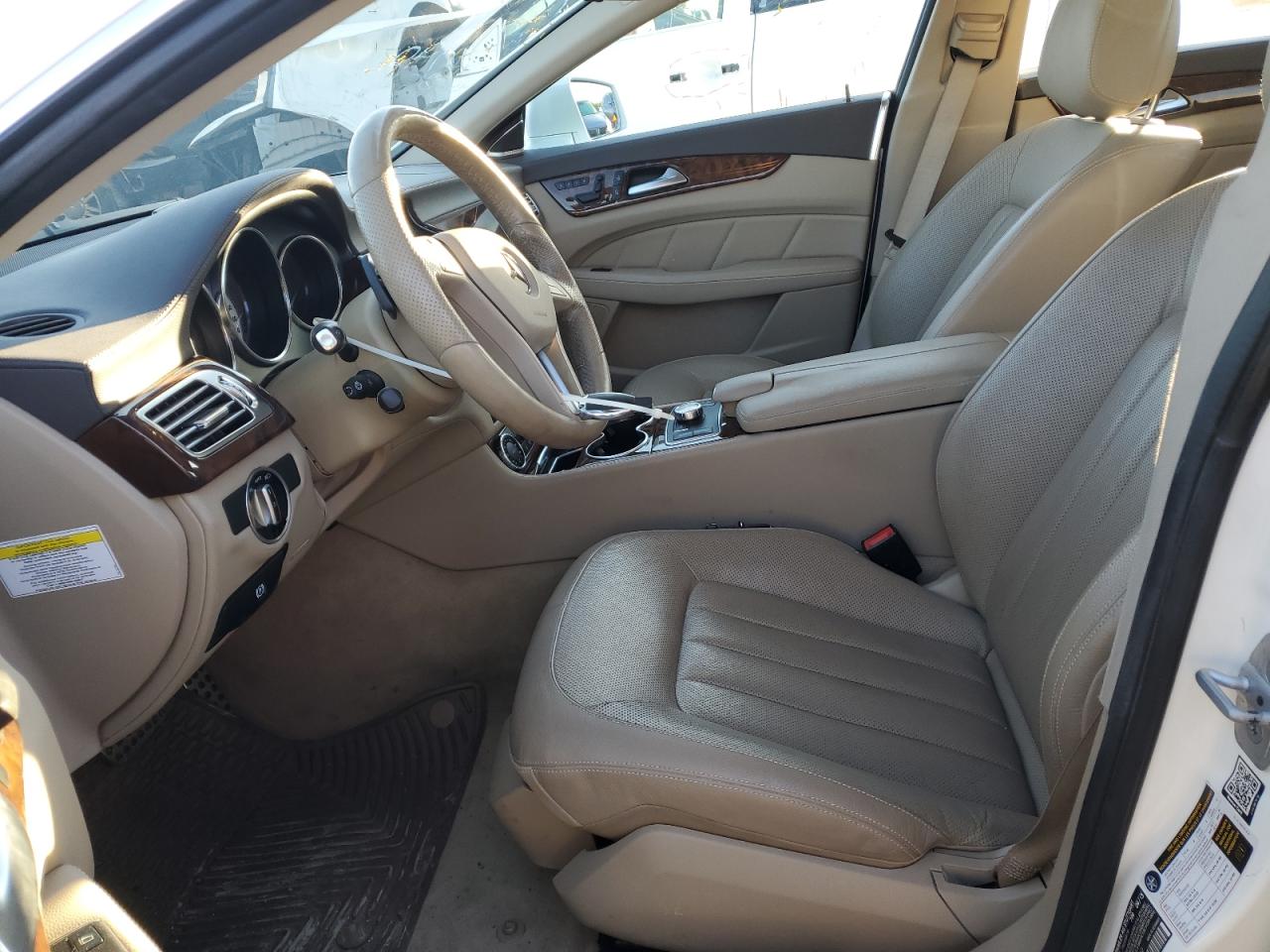 MERCEDES-BENZ CLS-CLASS 550 4MATIC