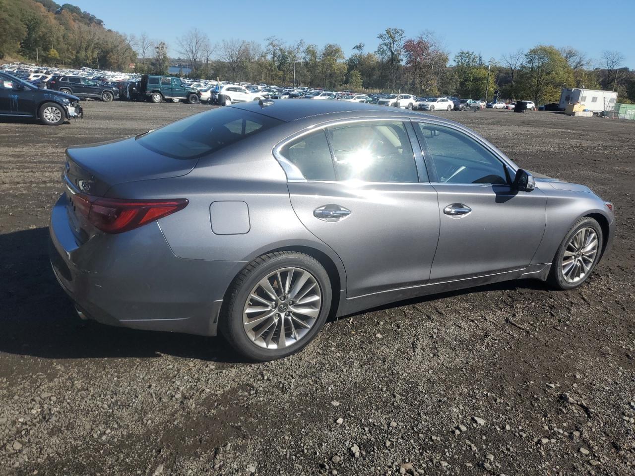 INFINITI Q50 LUXE