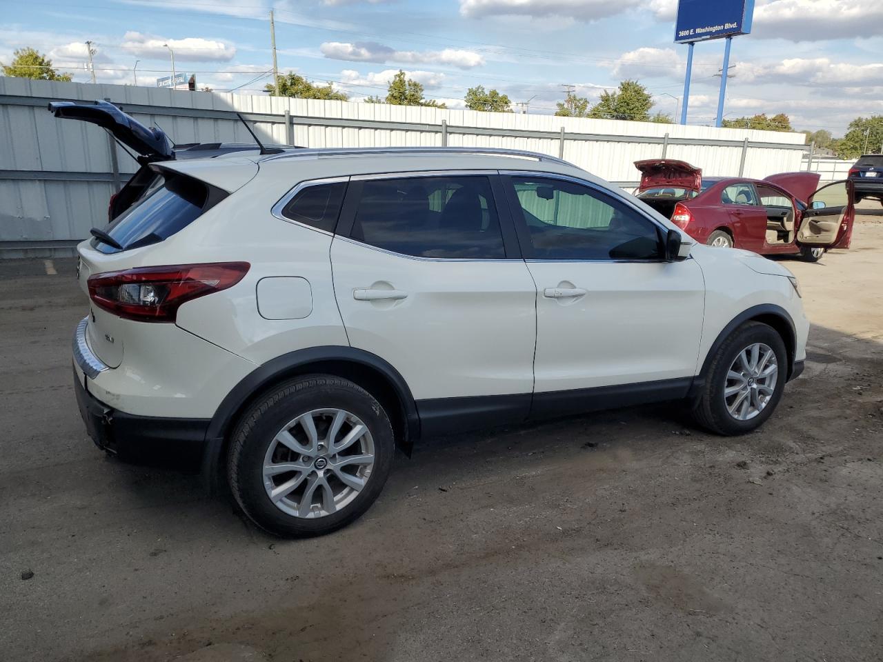 NISSAN ROGUE SPORT SV