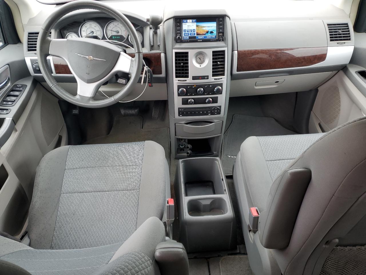 CHRYSLER TOWN & COUNTRY TOURING