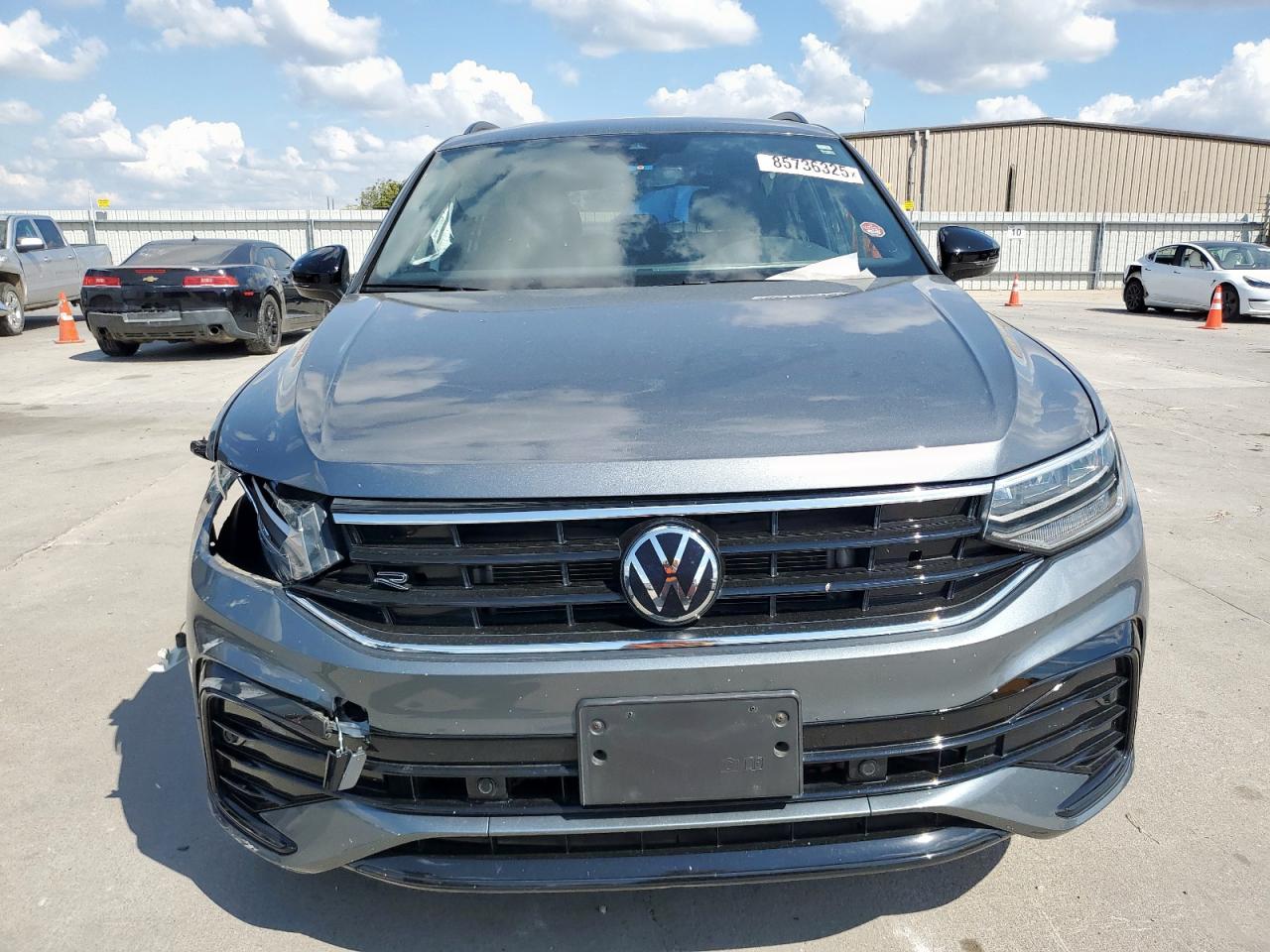 VOLKSWAGEN TIGUAN SE R-LINE BLACK
