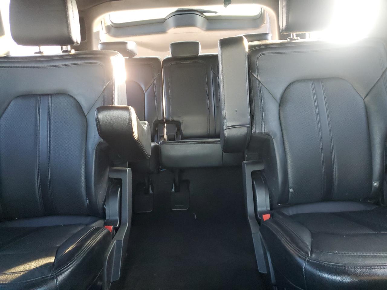 FORD EXPEDITION LIMITED