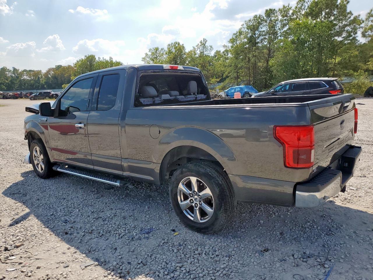 FORD F-150 SUPER CAB
