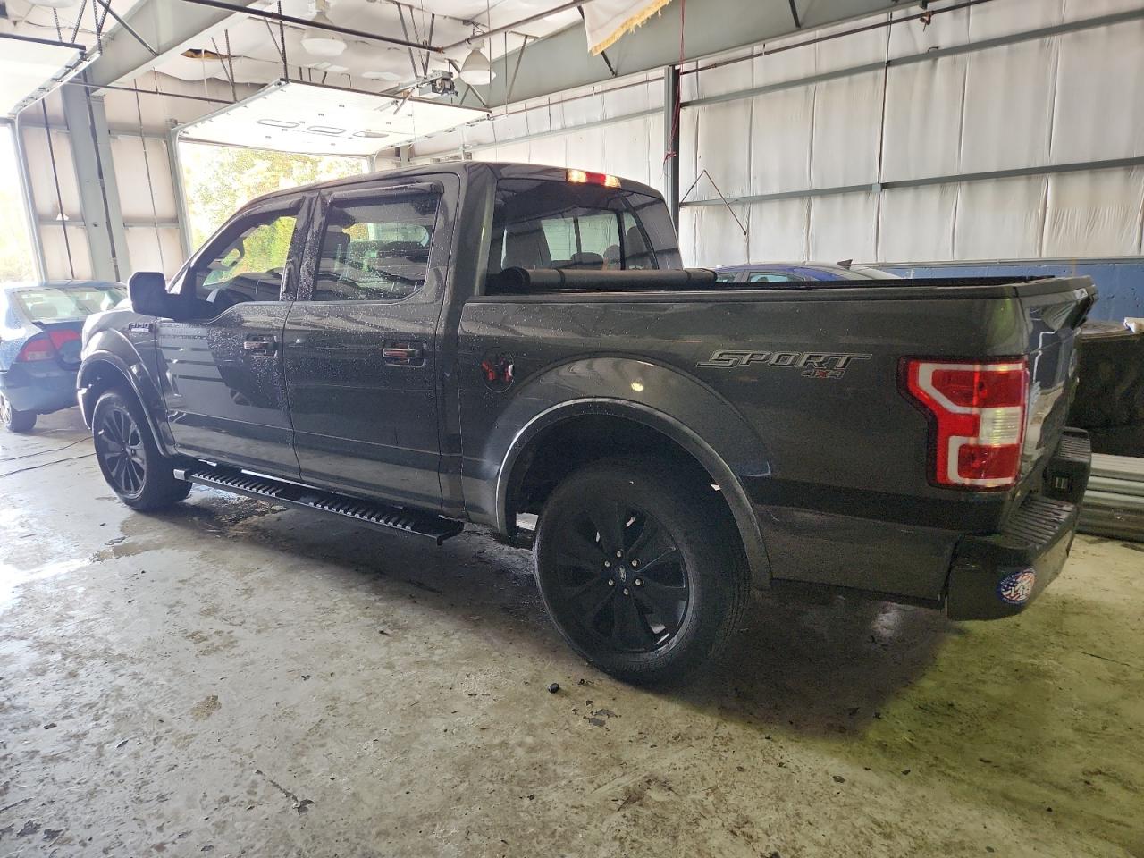 FORD F-150 SUPERCREW