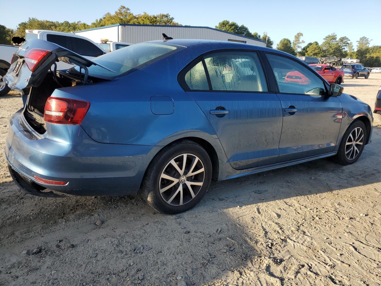 VOLKSWAGEN JETTA SE