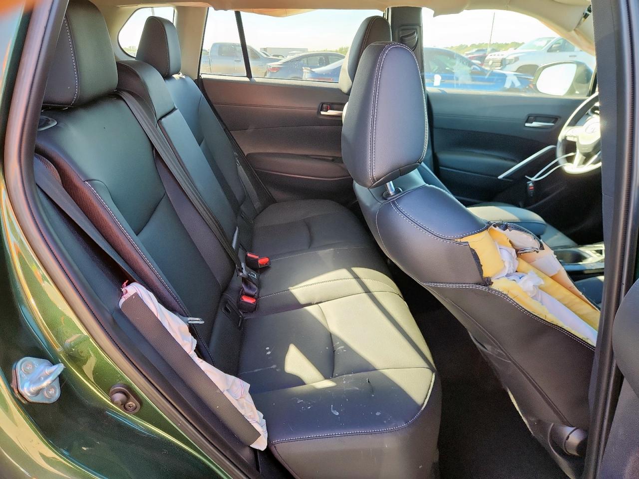 TOYOTA COROLLA CROSS XLE