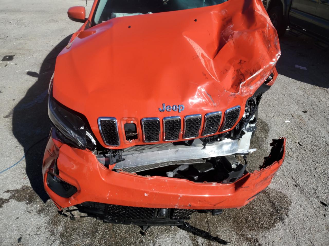 JEEP GRAND CHEROKEE LATITUDE LUX