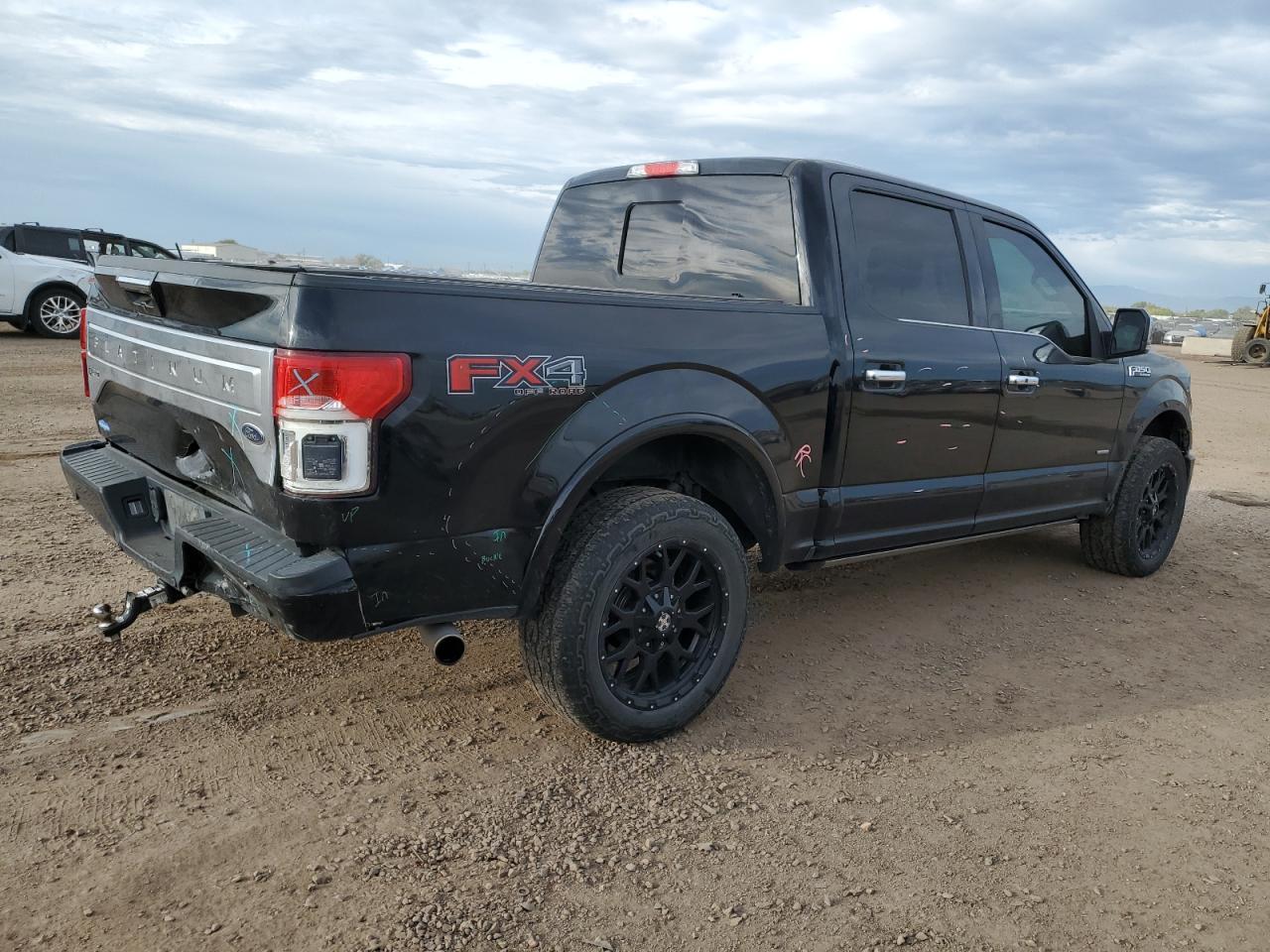 FORD F-150 SUPERCREW