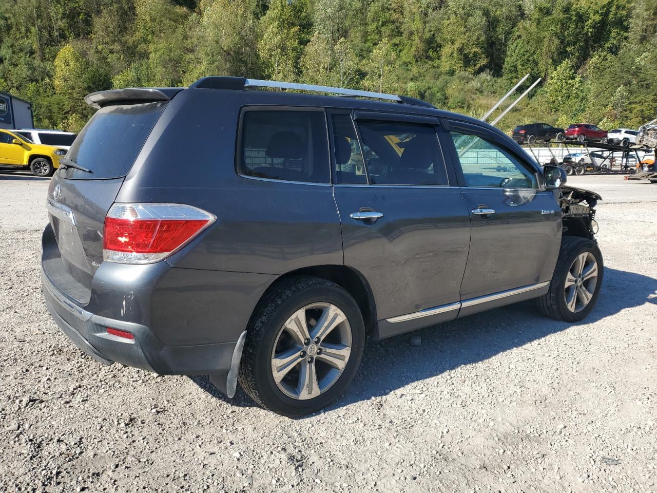 TOYOTA HIGHLANDER LIMITED