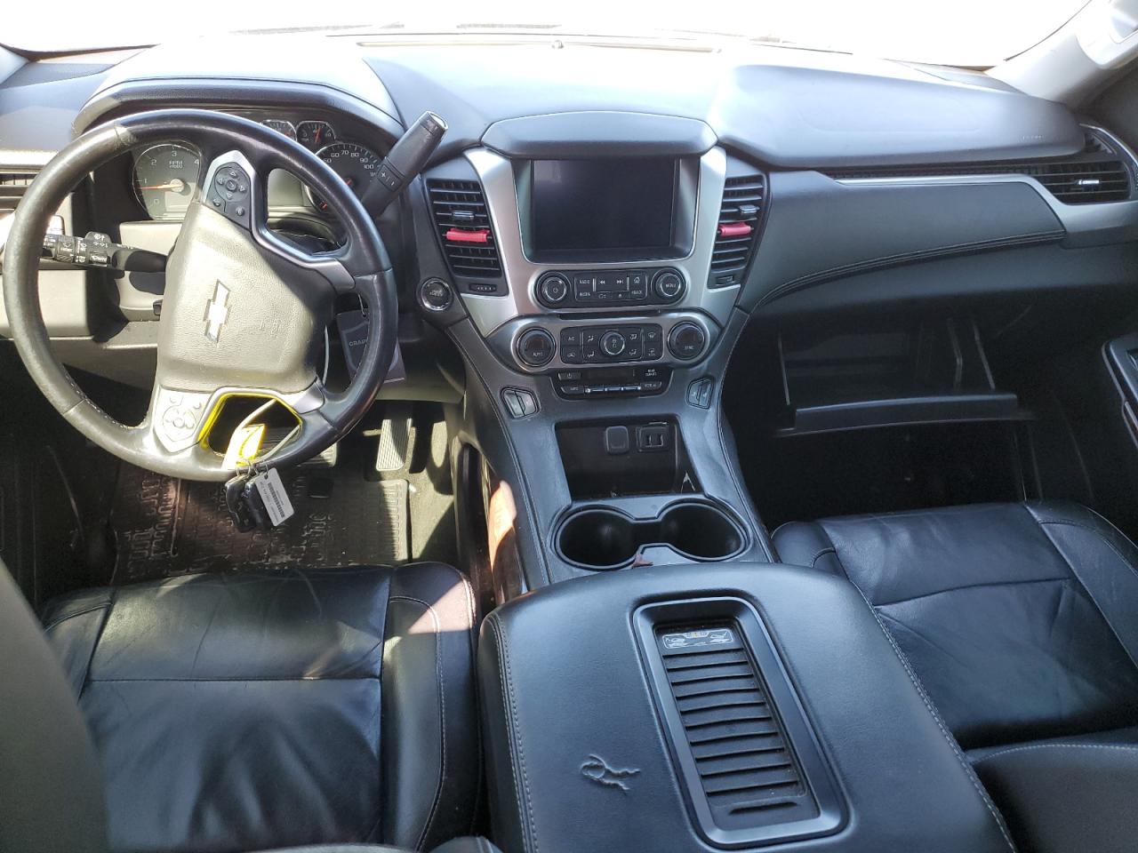 CHEVROLET SUBURBAN C1500 LT