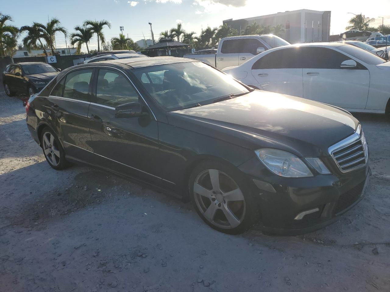 MERCEDES-BENZ E-CLASS 350