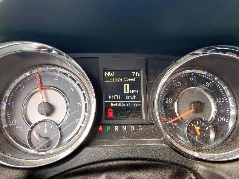 2014 CHRYSLER TOWN & COU - 2C4RC1BG4ER270893