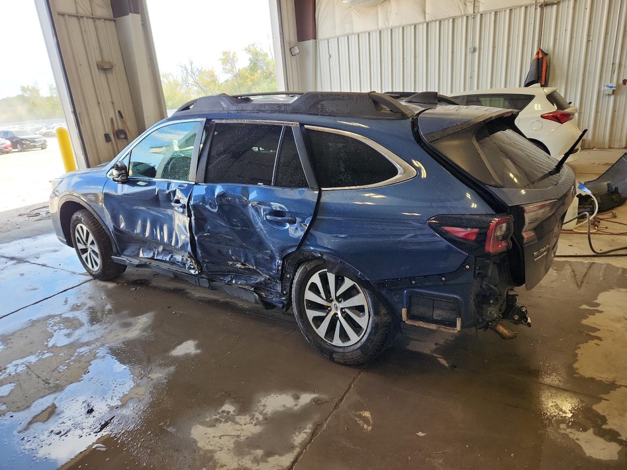 SUBARU OUTBACK PREMIUM