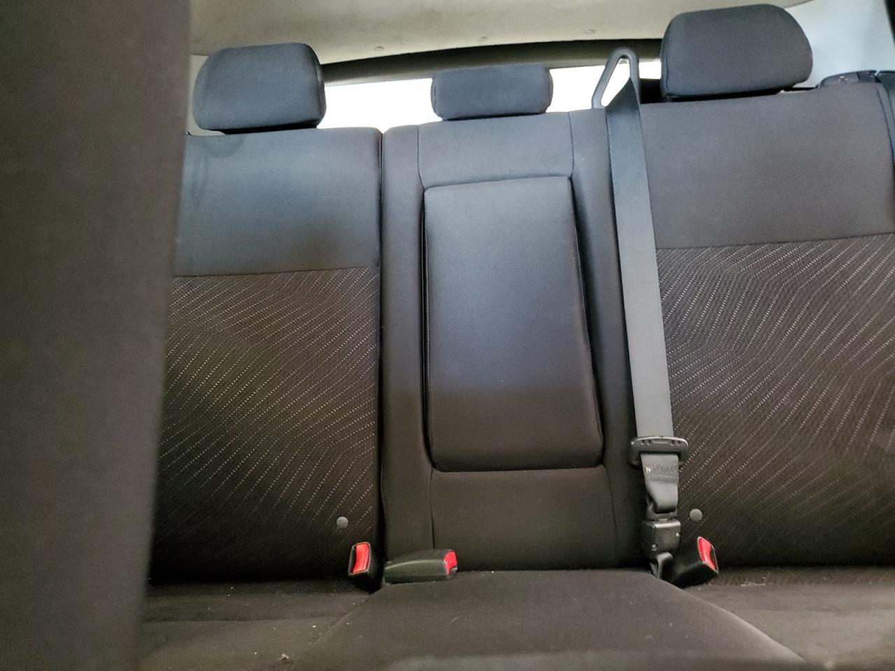 MITSUBISHI OUTLANDER SE